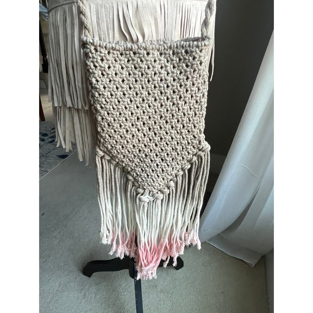 PuraVida Festival Bohemian Macrame Crossbody Bag with Ombre Fringe - Picture 4 of 6
